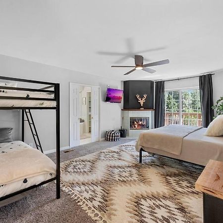 Cozy Cabin Perfect For 2 Families 大熊湖 外观 照片