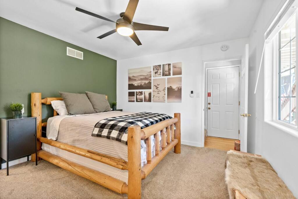 Cozy Cabin Perfect For 2 Families 大熊湖 外观 照片
